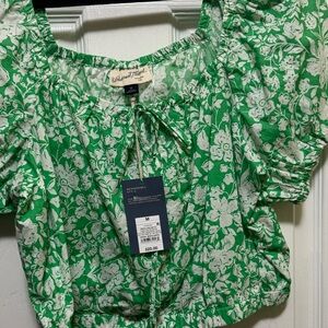 Universal Thread Green and White Floral Peasant Blouse